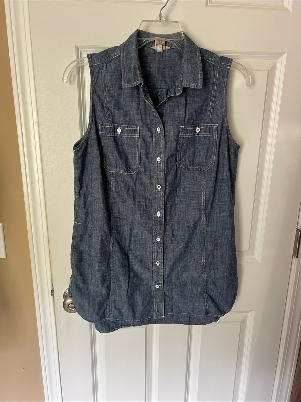Duluth Trading Co Organic Cotton Sleeveless Chambray Button-Up Tunic - Blue